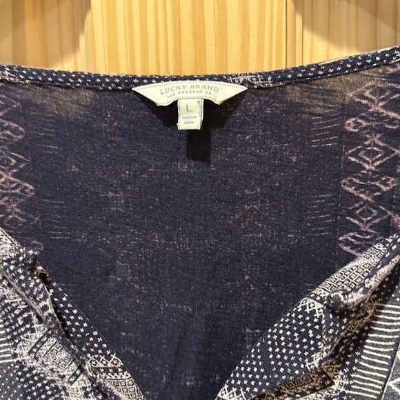 Lucky Brand Top - Picture 2 of 7
